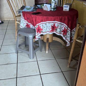 Comedor “campirano” - Table inside - Breakfast & Brunch Near Me - Colonia el Meco, SLP Comedor “campirano” - Table inside - Breakfast & Brunch Near Me - Colonia el Meco, SLP