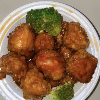 Kung Fu Restaurant - General Tso Chicken - Cantonese Near Me - Doylestown, Pennsylvania