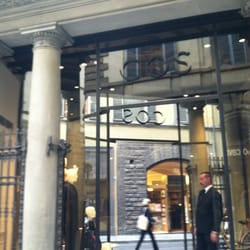 COS - Right on the corner at via Tornabuoni