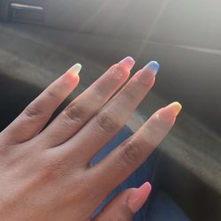 Lady's Nail Bar