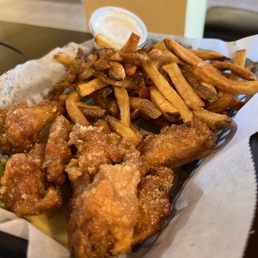 Bone in Wing Basket Bone in Wing Basket