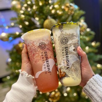 Sunright Tea Studio - Sunnyvale - Strawberry Jasmine Tea & Oreo Brûlée Milk Tea - Bubble Tea Near Me - Sunnyvale, California Sunright Tea Studio - Sunnyvale - Strawberry Jasmine Tea & Oreo Brûlée Milk Tea - Bubble Tea Near Me - Sunnyvale, California