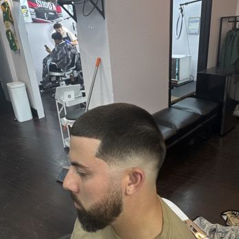 Abstract Barbershop - Best line up I've had since Florida - Barbers Near Me - Tacoma, Washington