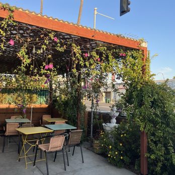 Muri Coffee & Dessert - outside | IG: @socalsnomnoms - Coffee & Tea Near Me - San Diego, California Muri Coffee & Dessert - outside | IG: @socalsnomnoms - Coffee & Tea Near Me - San Diego, California