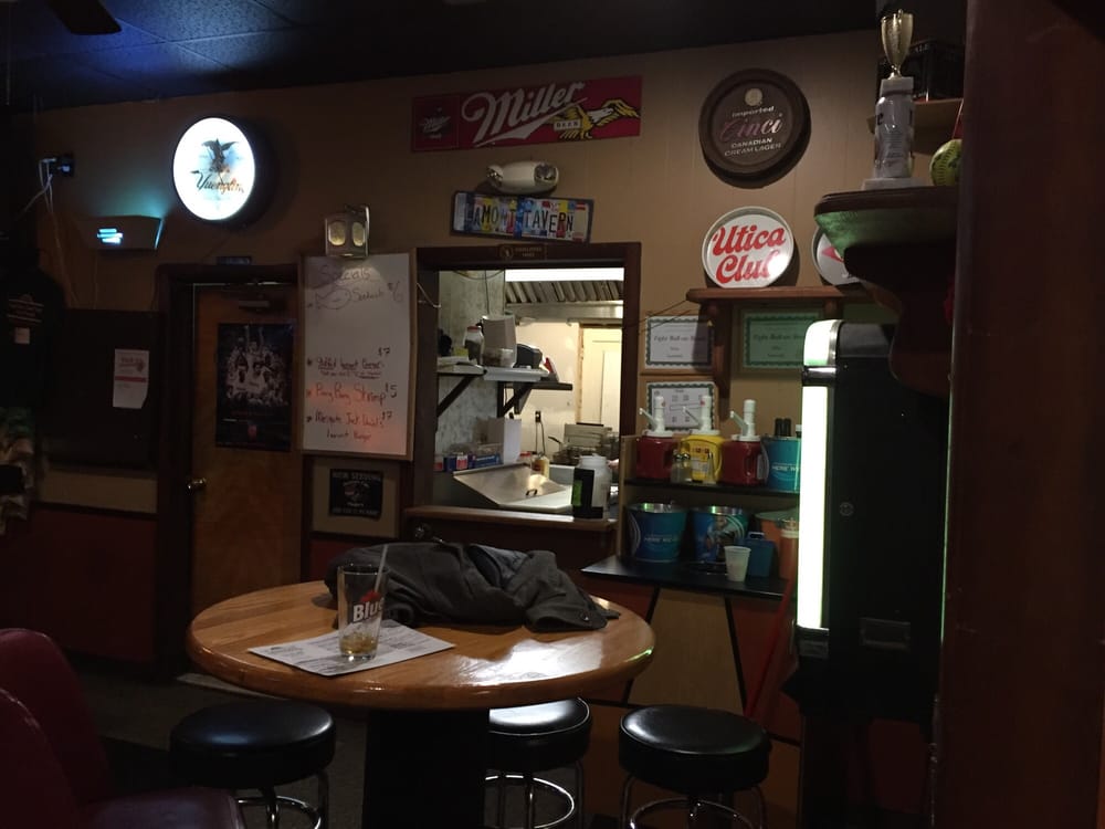 LAMONT TAVERN Updated May 2024 15 Reviews 108 Lamont Ave
