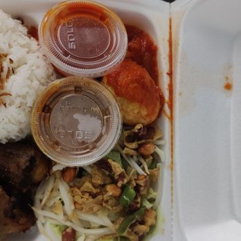Toko Rame Indonesian Restaurant - 17. Nasi Bungkus - Indonesian Near Me - Bellflower, California Toko Rame Indonesian Restaurant - 17. Nasi Bungkus - Indonesian Near Me - Bellflower, California