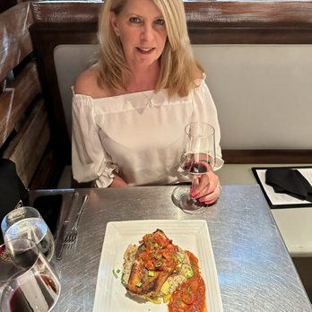 The Wine Bar - Grand Blvd - Wine Bars Near Me - Miramar Beach, Florida