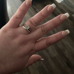 Le Nails