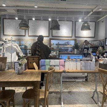 maman - Interior - Coffee & Tea Near Me - Washington, DC, District of Columbia