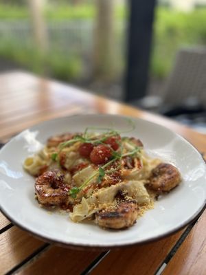 Midtown Table by null