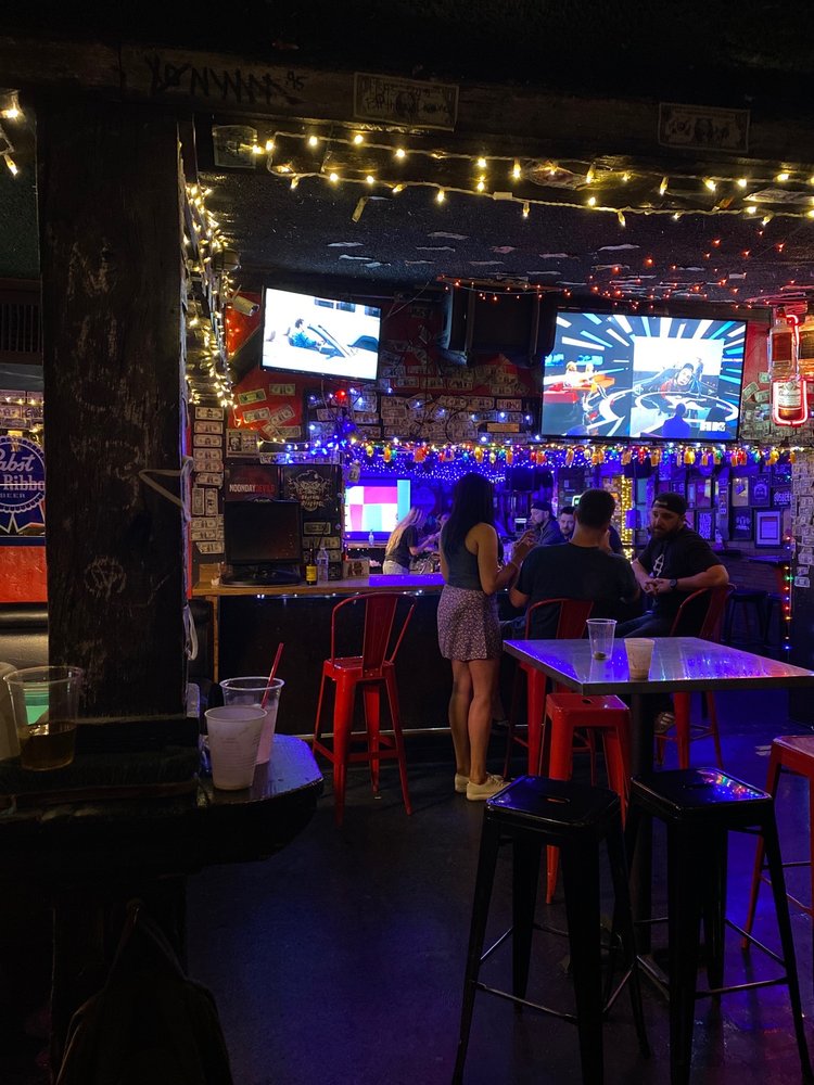 CHOPPER JOHN’S Updated August 2024 64 Photos & 80 Reviews 2547 E Indian School Rd, Phoenix