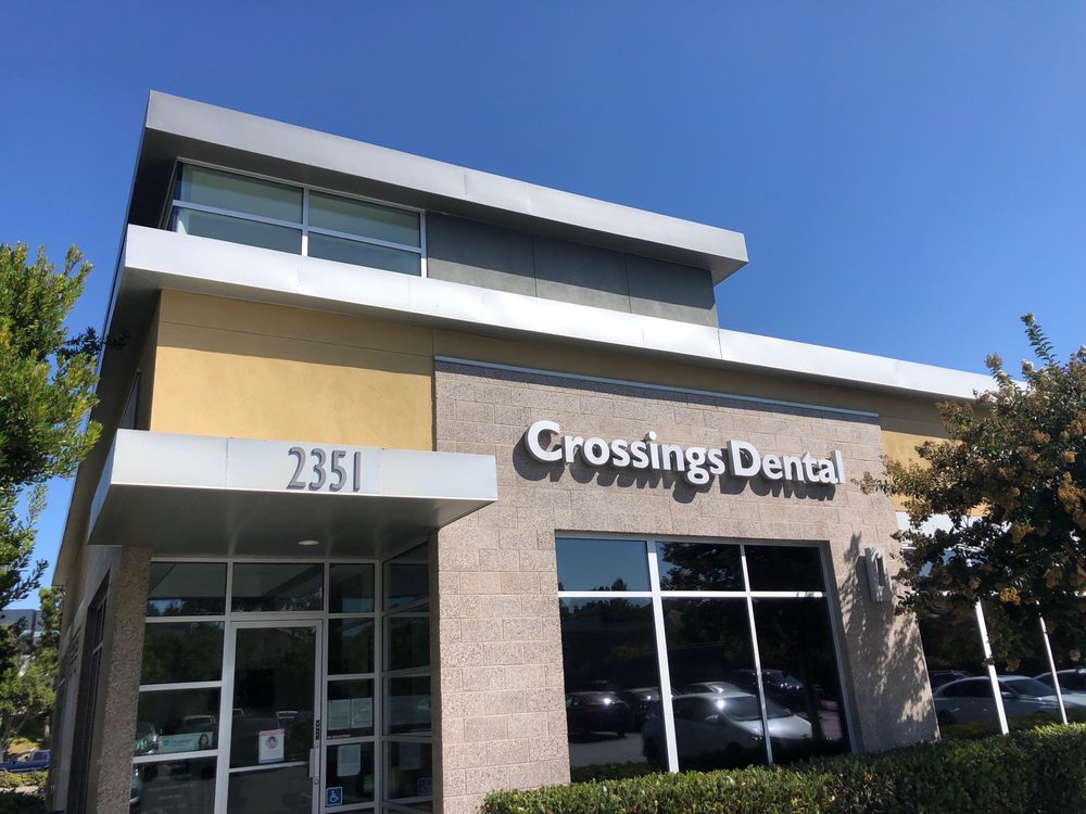 CROSSINGS DENTAL Updated October 2024 45 Reviews 2351 S Melrose