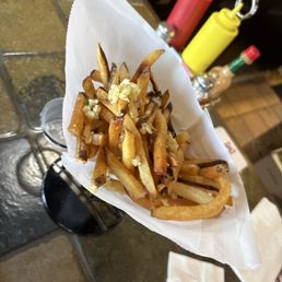 Gaarrrrlllliiicccc Gaaaaahlic Fries - Half Order Serves 1-2 Gaarrrrlllliiicccc Gaaaaahlic Fries - Half Order Serves 1-2