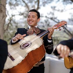 Mariachi Nueva Tradicion