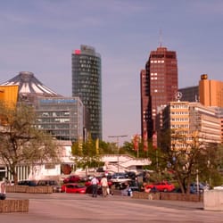 InBerlinReisen - Ihr Partner für Gruppenreisen und Klassenfahrten in, um und nach Berlin