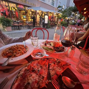 Hosteria Romana - Italian Near Me - Miami Beach, Florida