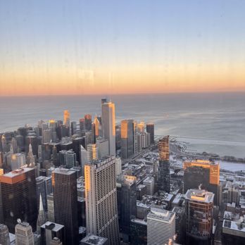 Skydeck Chicago - Observatories Near Me - Chicago, Illinois