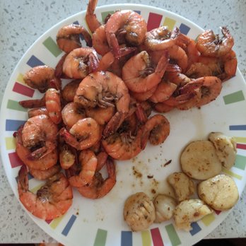 Davis Seafood - 1 lb shrimp and 1/3 lb scallops. - Seafood Markets Near Me - Sneads Ferry, North Carolina