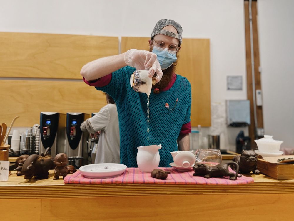 Hugo Tea Space, Chicago Roadtrippers