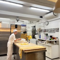 Pasta Fresca Naldi - The staff making fresh pasta
