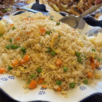 Le Oriental Bistro - Chinese Near Me - Los Angeles, California Le Oriental Bistro - Chinese Near Me - Los Angeles, California