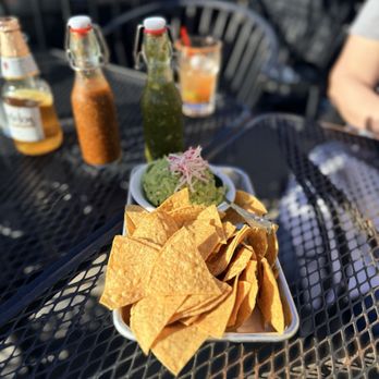 5 Rabanitos - Mexican Near Me - Chicago, Illinois