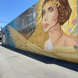 Goddess Victoria - View from right