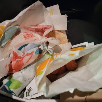 Taco Bell - Fast Food Near Me - Maple Grove, Minnesota