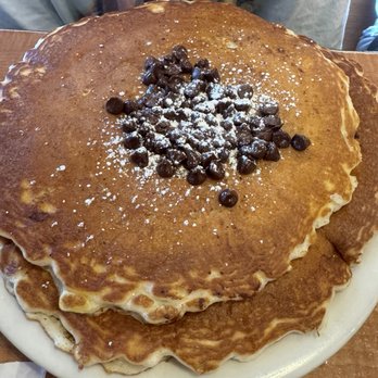Donut Hole Bakery Cafe - Donuts Near Me - Destin, Florida