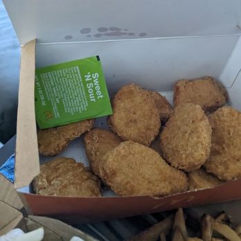 McDonald's - Nuggets - Fast Food Near Me - Brockton, Massachusetts McDonald's - Nuggets - Fast Food Near Me - Brockton, Massachusetts
