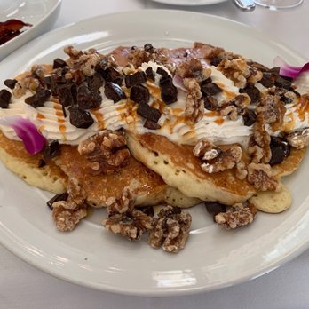 Cafe Sinclair's - Derby Pancakes - French Lick Resort Bourbon Tour - Cafes Near Me - West Baden, Indiana Cafe Sinclair's - Derby Pancakes - French Lick Resort Bourbon Tour - Cafes Near Me - West Baden, Indiana