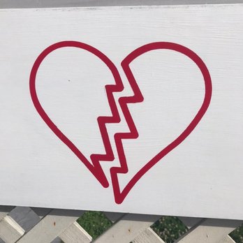 Broken Hearts Burger - Look for this sign out front. - Burgers Near Me - Fairlee, Vermont