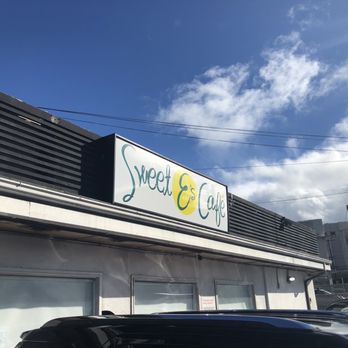 Sweet E's Cafe - Time for breakfast - Cafes Near Me - Honolulu, Hawaii Sweet E's Cafe - Time for breakfast - Cafes Near Me - Honolulu, Hawaii
