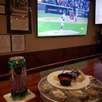 Ragtime - oyster special - Pubs Near Me - Arlington, Virginia