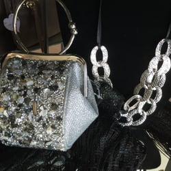 Mariani's Boutique