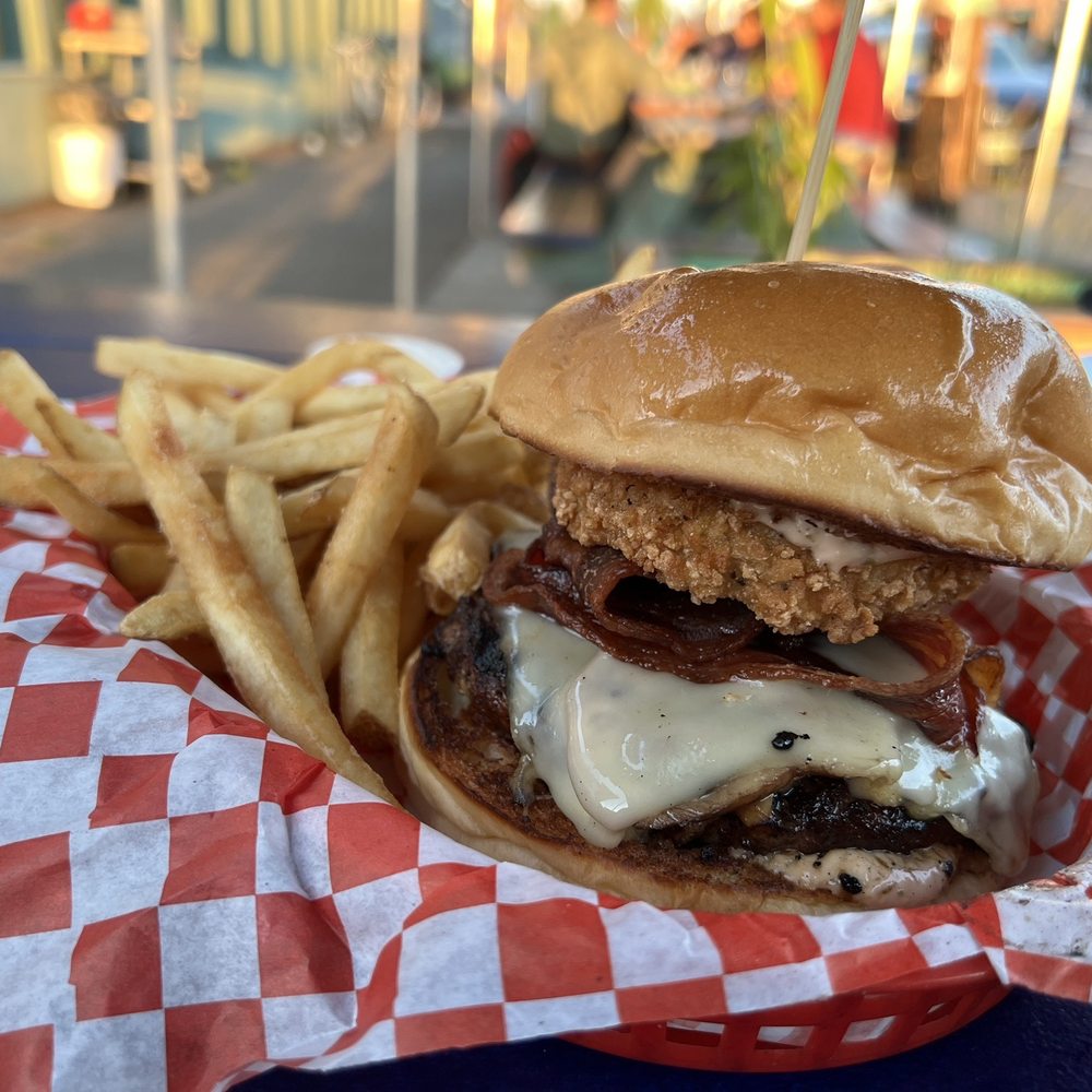 Thunderbird - Burger - Bars Near Me - Portland, Oregon