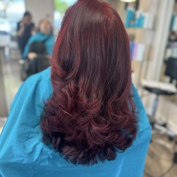 Eranda’s Curly Hair - Hair Salons Near Me - Naples, Florida Eranda’s Curly Hair - Hair Salons Near Me - Naples, Florida