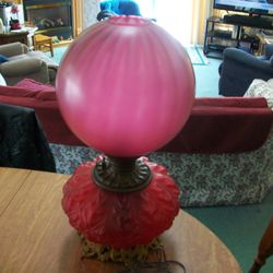 Magnolia Antiques & Collectables - Both top and bottom lights work  Chimney may be in basement.  I'm at 585 447 2029