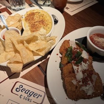 Seager & Sons - Baked Crab Rangoon Dip and Fried Cheese - Pizza Near Me - Plano, Texas