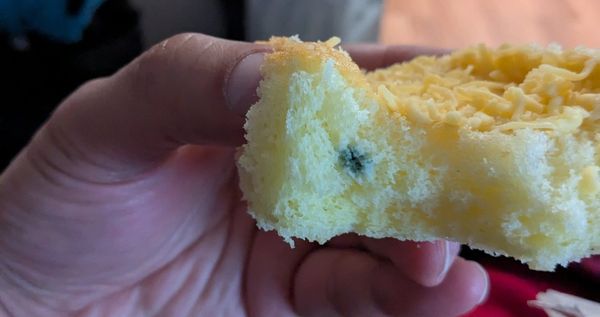 Red Ribbon Bakeshop by null