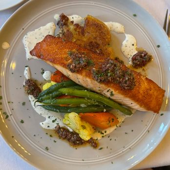 La Sen Bistro - Salmon - French Near Me - Walnut Creek, California La Sen Bistro - Salmon - French Near Me - Walnut Creek, California