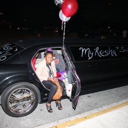 A & E Luxury Limousine Service