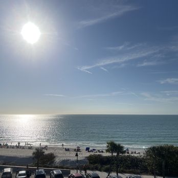 Hurricane Rooftop Bar - Cocktail Bars Near Me - St Pete Beach, Florida