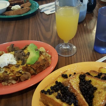 The Potholder Cafe - Superspuds and bluberry french toast. Large mimosa - Breakfast & Brunch Near Me - Long Beach, California The Potholder Cafe - Superspuds and bluberry french toast. Large mimosa - Breakfast & Brunch Near Me - Long Beach, California