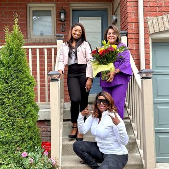 Michelle Fraser Real Estate Team - Photo - Real Estate Agents Near Me - Ajax, Ontario Michelle Fraser Real Estate Team - Photo - Real Estate Agents Near Me - Ajax, Ontario