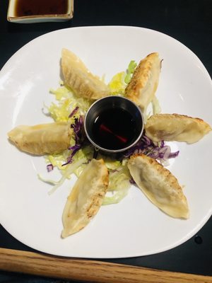 Friends Sushi & Bento Place by null