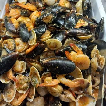 100s Seafood Grill Buffet - Buffets Near Me - San Diego, California