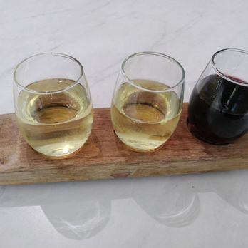 Free Run Cellars - Wine Bars Near Me - Berrien Springs, Michigan Free Run Cellars - Wine Bars Near Me - Berrien Springs, Michigan
