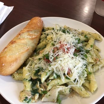 la Madeleine - Pesto Pasta - Bakeries Near Me - Austin, Texas