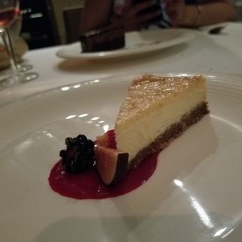 Secrets The Vine Cancun - Cheesecake - Hotels Near Me - Cancún, ROO